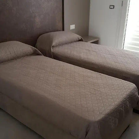 شقة Elite Luxury Residence 2 *